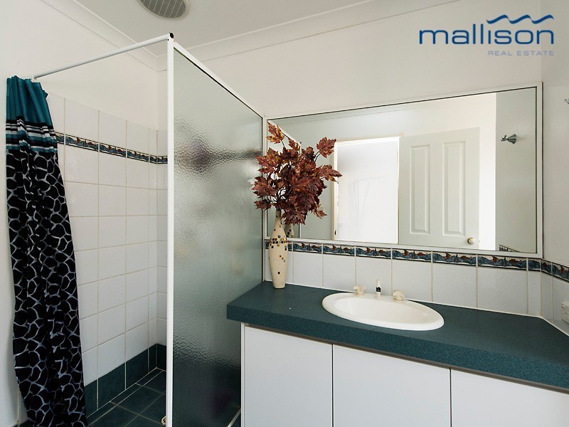 16 Kew Way, Success WA 6164
