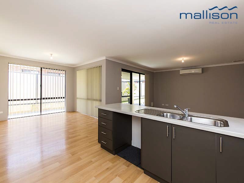 35 Camden Boulevard, Aubin Grove WA 6164