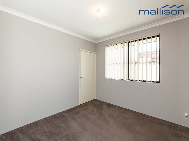 35 Camden Boulevard, Aubin Grove WA 6164