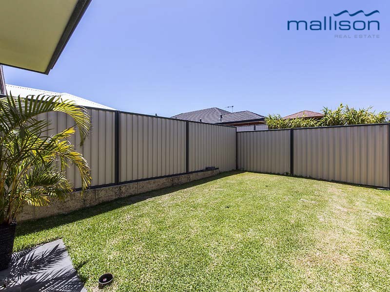 35 Camden Boulevard, Aubin Grove WA 6164