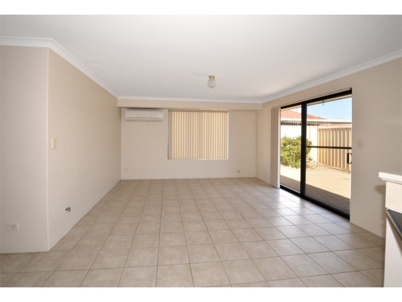 38A Pennlake Drive, Spearwood WA 6163