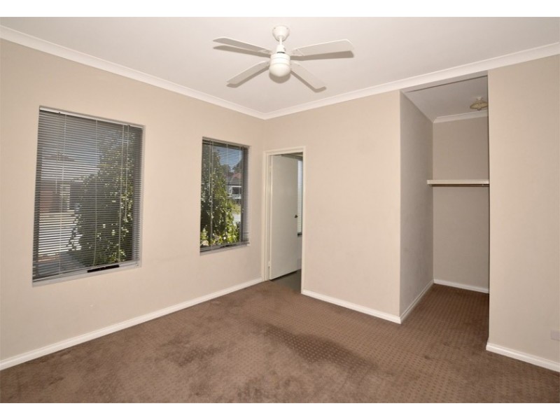 9 Tarn Drive, Canning Vale WA 6155