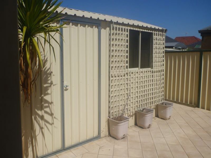 20 Reeves Entrance, Success WA 6164