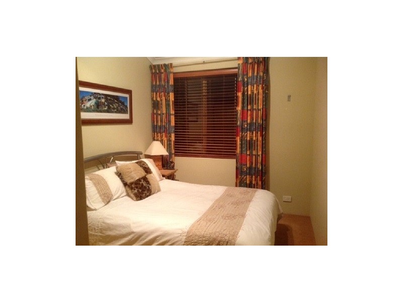 28 Woodland Dale, Canning Vale WA 6155