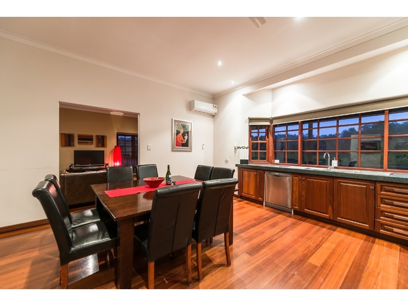 10 Jade Court, Singleton WA 6175