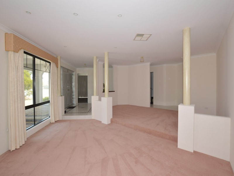 180 Southacre Drive, Canning Vale WA 6155