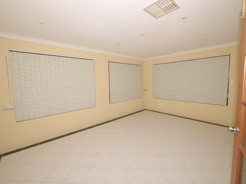 180 Southacre Drive, Canning Vale WA 6155