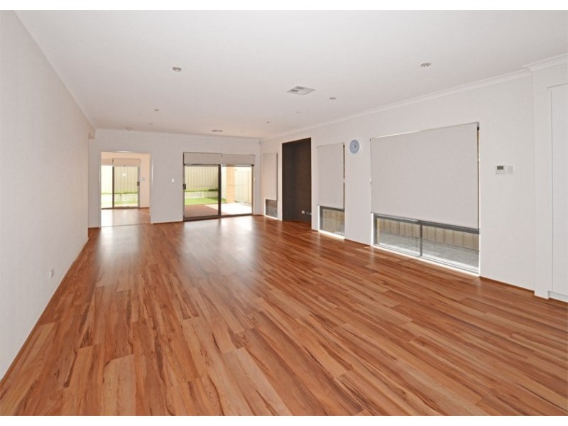 158 Hamilton Street, Queens Park WA 6107