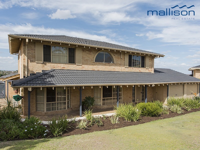 4 Callaway Crescent, Kardinya WA 6163