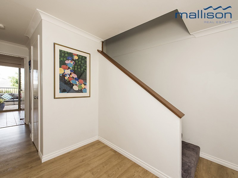 4 Callaway Crescent, Kardinya WA 6163