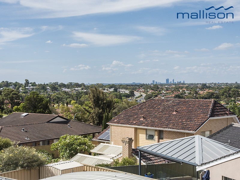 4 Callaway Crescent, Kardinya WA 6163