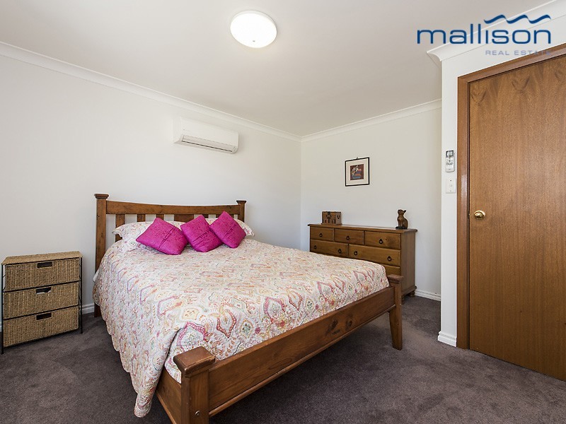 4 Callaway Crescent, Kardinya WA 6163