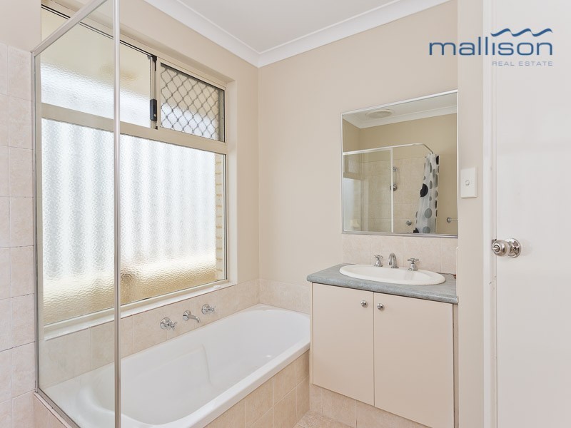 13 Mounsey Street, Kardinya WA 6163