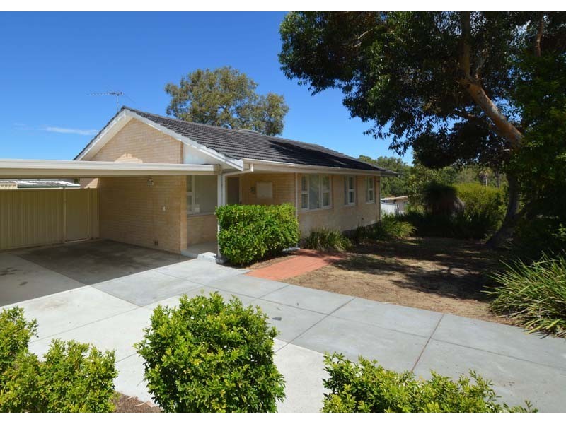 12 Escalus Street, Coolbellup WA 6163