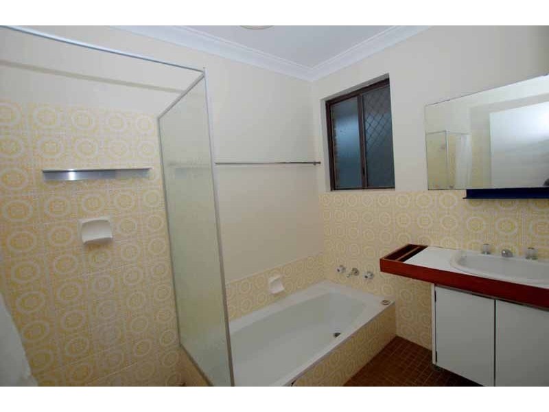 9 Rushbrook Way, Thornlie WA 6108