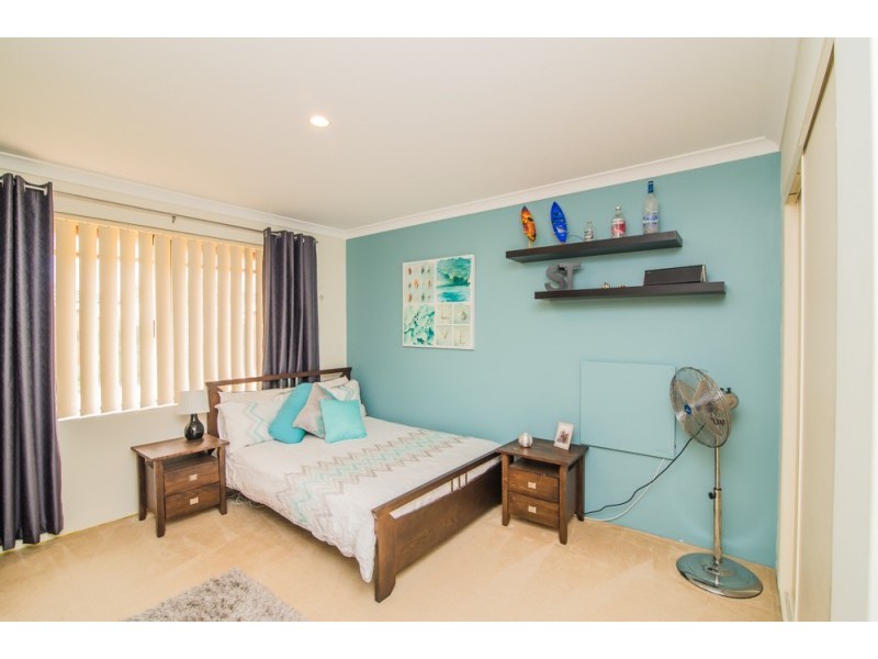 12 Ruth Avenue, Canning Vale WA 6155