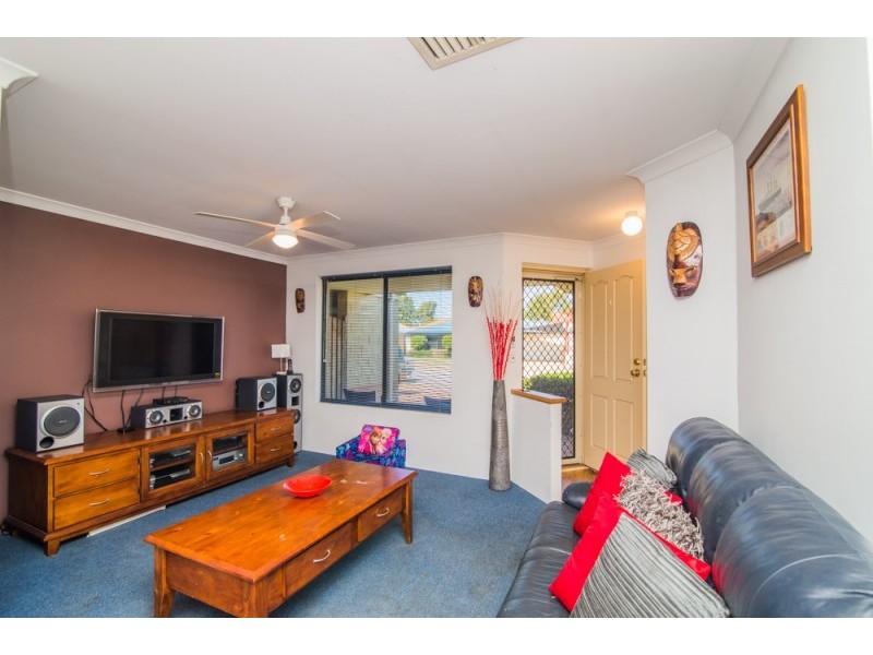 11 Orchid Pass, Thornlie WA 6108