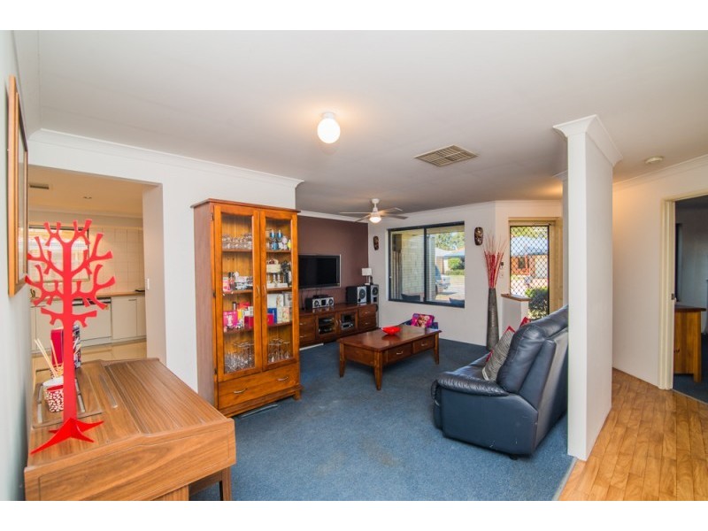 11 Orchid Pass, Thornlie WA 6108