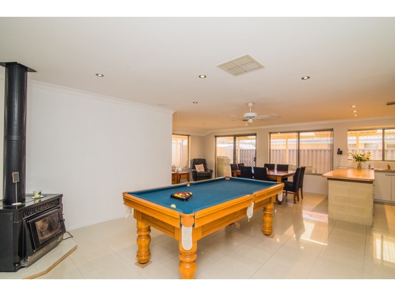 11 Orchid Pass, Thornlie WA 6108