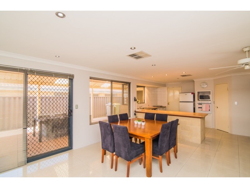 11 Orchid Pass, Thornlie WA 6108