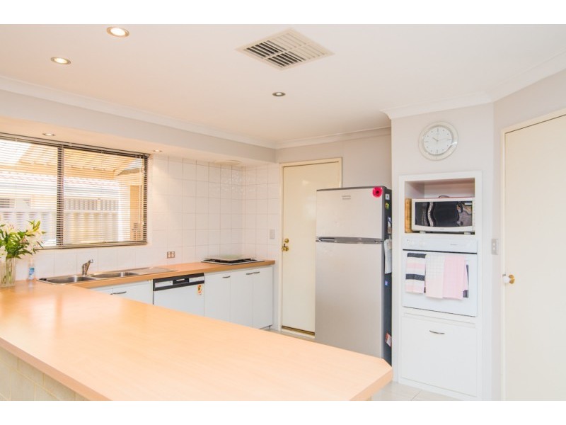 11 Orchid Pass, Thornlie WA 6108