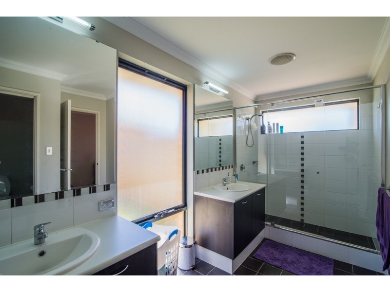 56 Castlewood Parkway, Southern River WA 6110