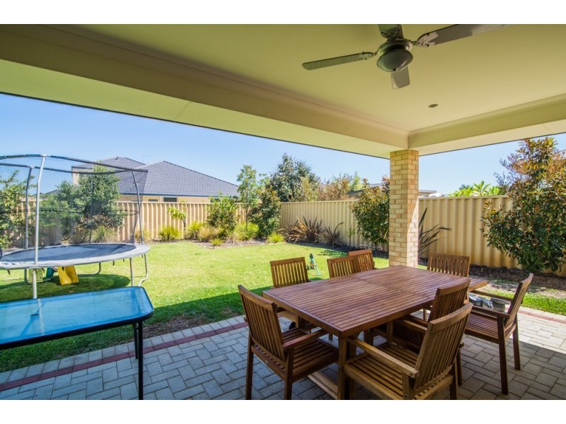 56 Castlewood Parkway, Southern River WA 6110