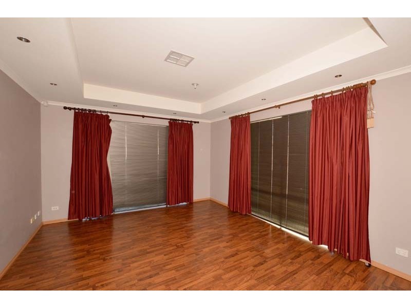 1 Greenwich Way, Success WA 6164