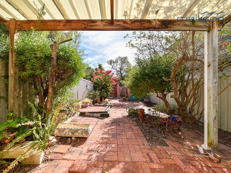 65 Alexandra Road, East Fremantle WA 6158