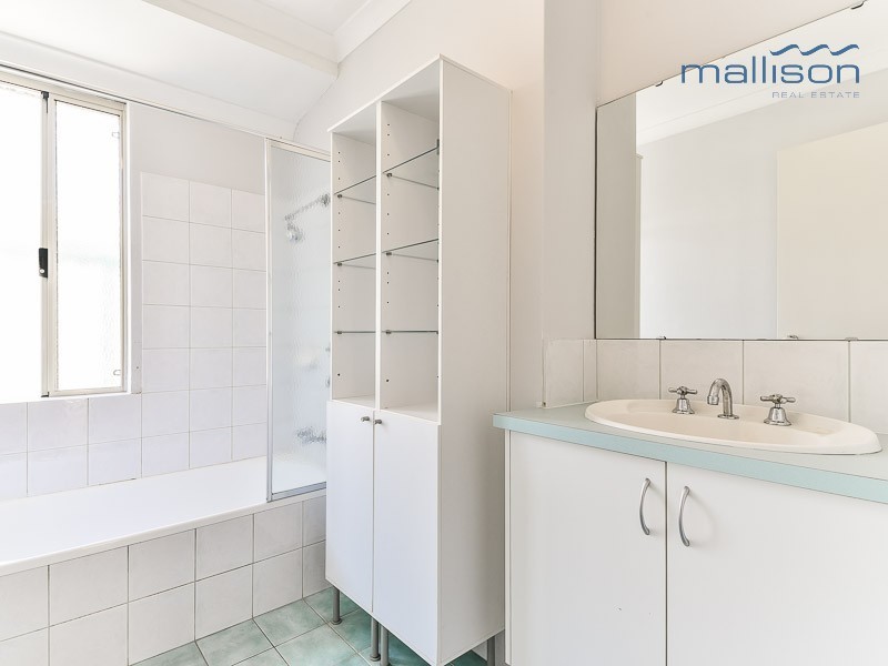 20 Reeves Entrance, Success WA 6164