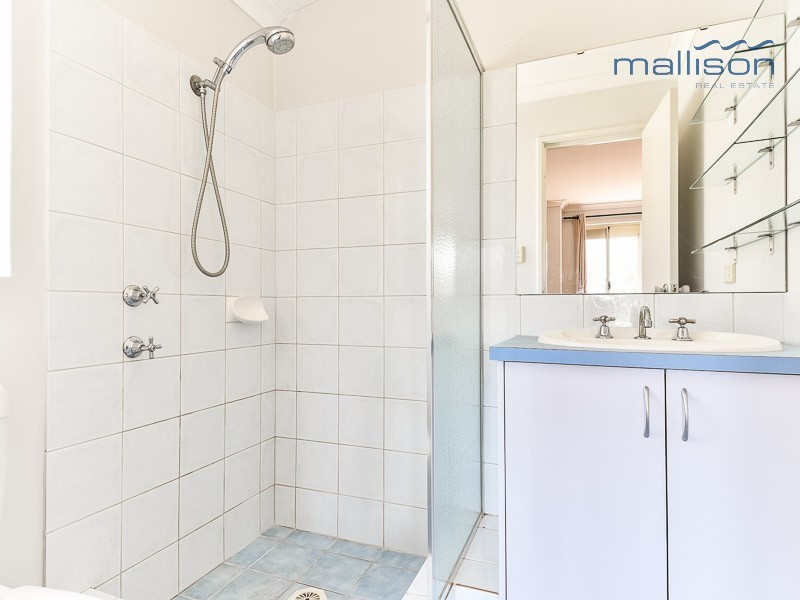 20 Reeves Entrance, Success WA 6164