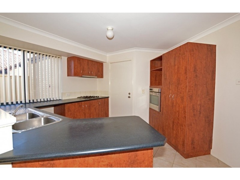 1/38 Pennlake Drive, Spearwood WA 6163