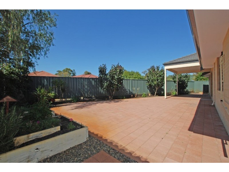 2B Tavistock Crescent, Lynwood WA 6147