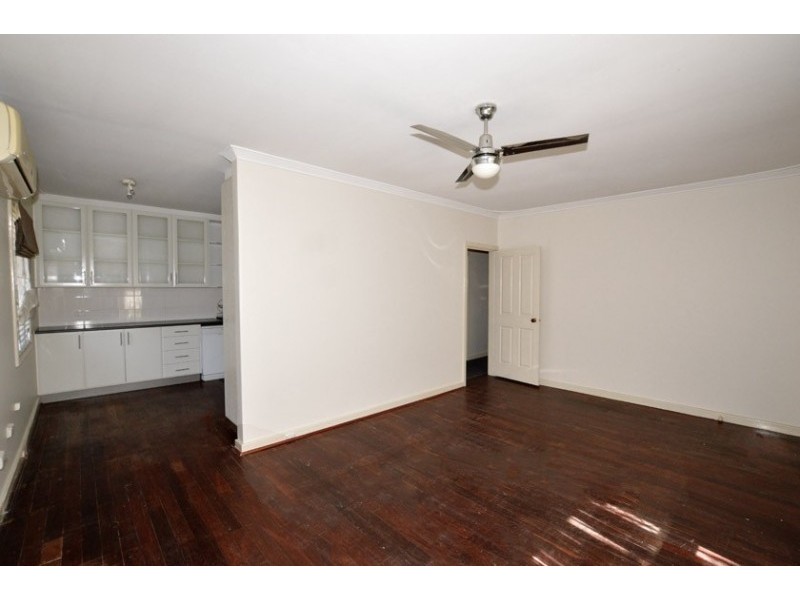 32 Dunnell Street, Maddington WA 6109