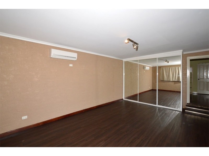 32 Dunnell Street, Maddington WA 6109