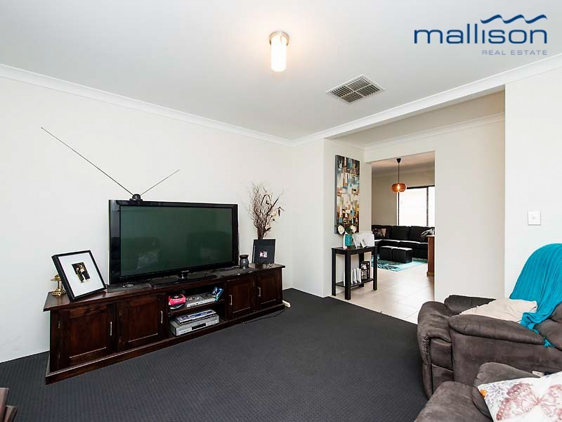 52 Dovedale Street, Harrisdale WA 6112