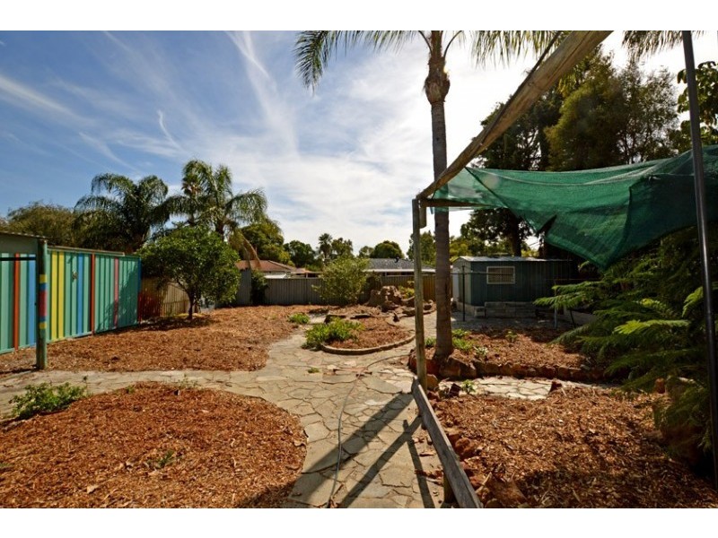 14 Lyminge Street, Gosnells WA 6110