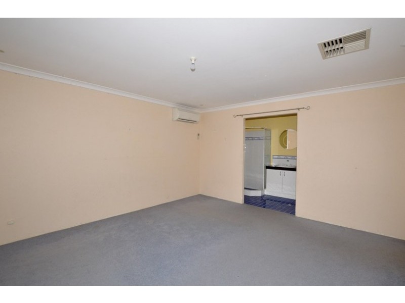 6 St Andrews Crescent, Canning Vale WA 6155
