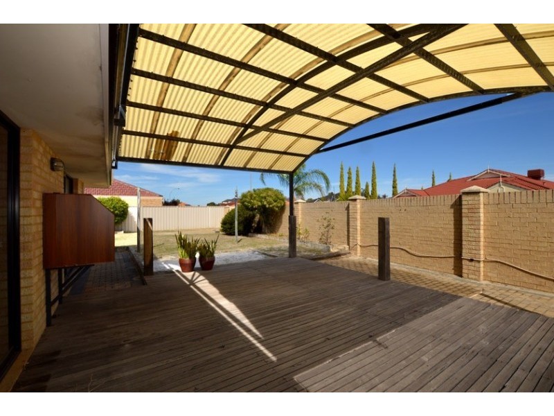 6 St Andrews Crescent, Canning Vale WA 6155