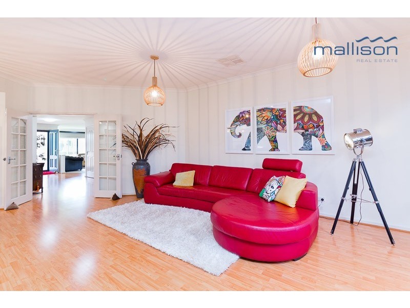 11 St Albans Promenade, Canning Vale WA 6155