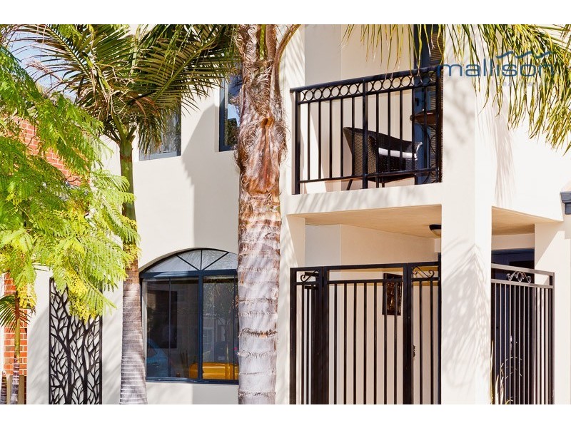 11 St Albans Promenade, Canning Vale WA 6155