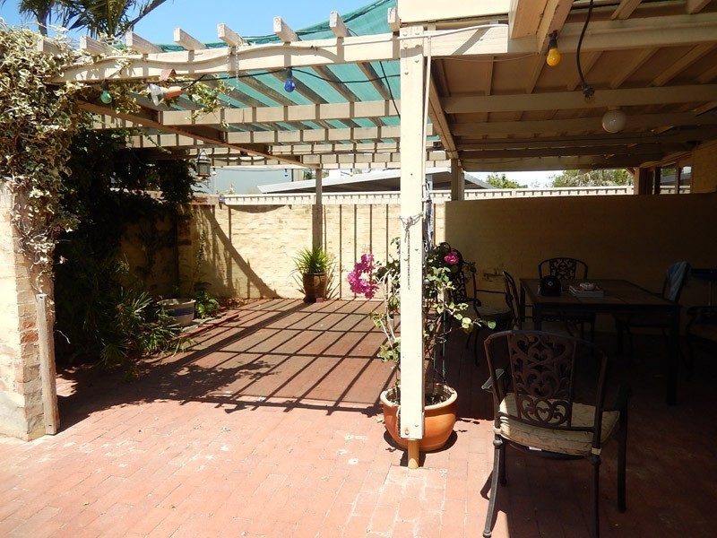 216 Riseley Street, Booragoon WA 6154