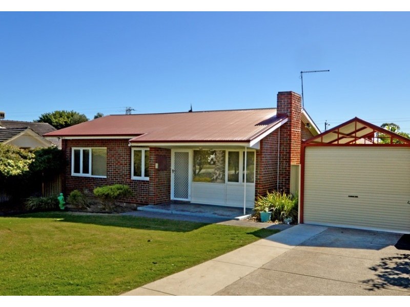 16 Camillo Street, Coolbellup WA 6163