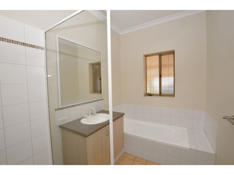 16 Camillo Street, Coolbellup WA 6163