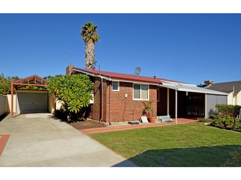 16 Camillo Street, Coolbellup WA 6163