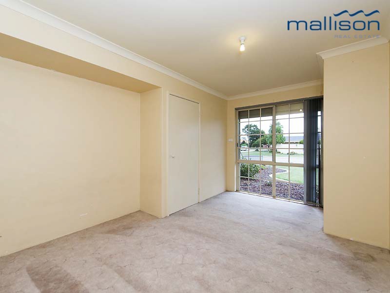 6 Geographe Way, Thornlie WA 6108