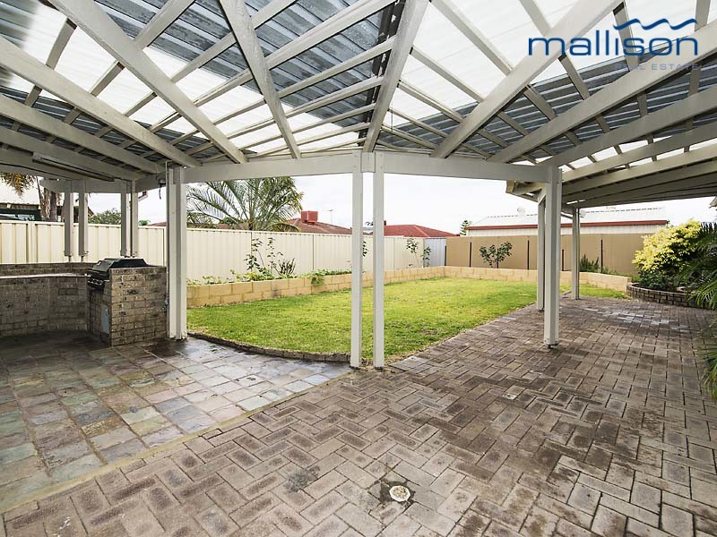 6 Geographe Way, Thornlie WA 6108
