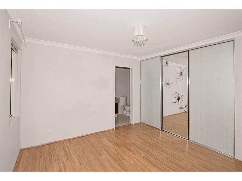 5 Liffey Street, Canning Vale WA 6155