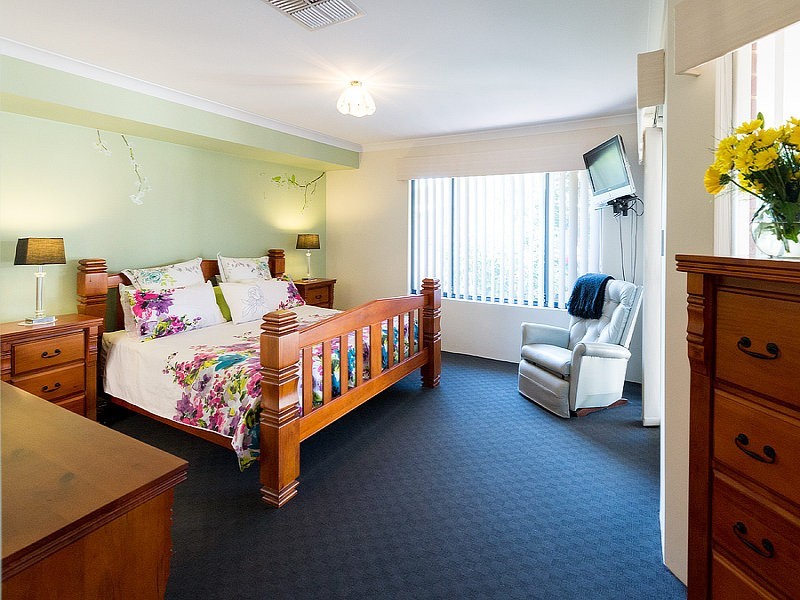 15 Warrego Street, Hammond Park WA 6164