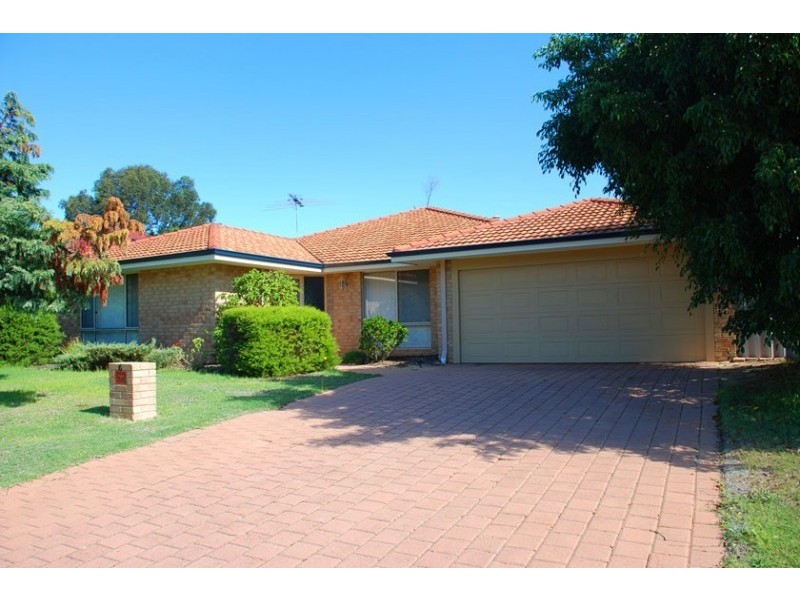 6 Invercauld Avenue, Bibra Lake WA 6163